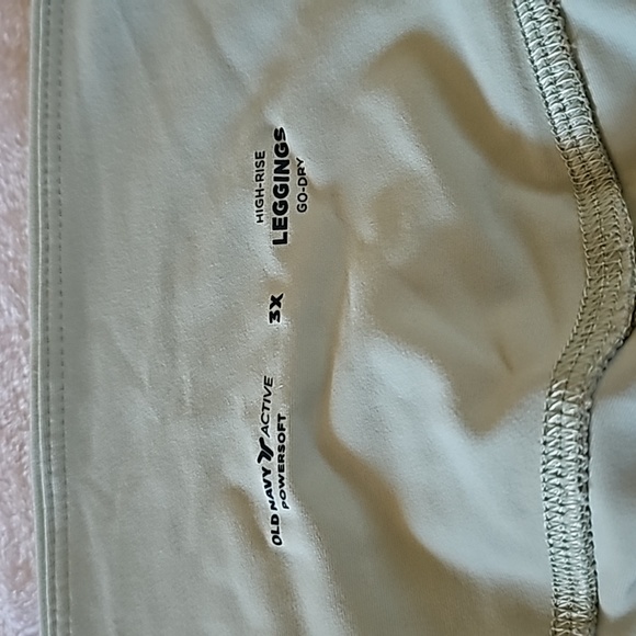 Old Navy Leggings (Plus Size) - Picture 5 of 6